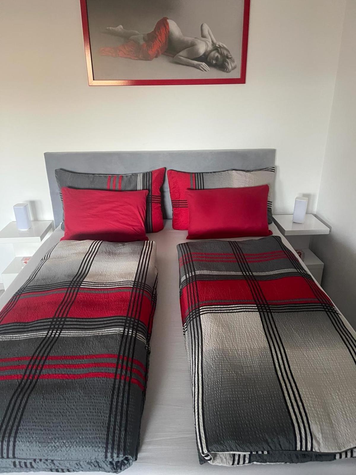 Modern Apartment Augsburg Bagian luar foto